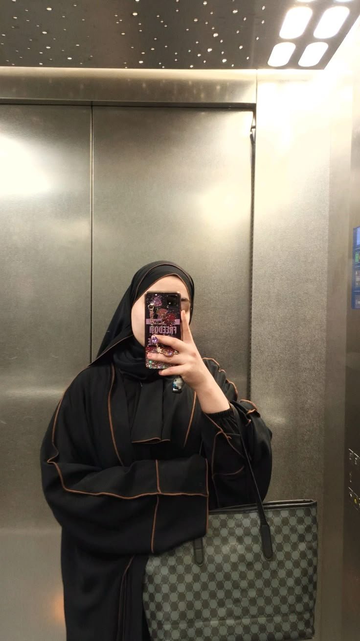 سارة القحطاني